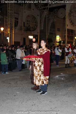 12 Novembre - Parata dei Vessilli